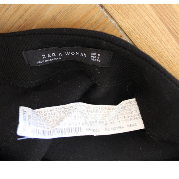 Zara Thick Textured Mini Skirt Small Preowned - Picture 6 of 6